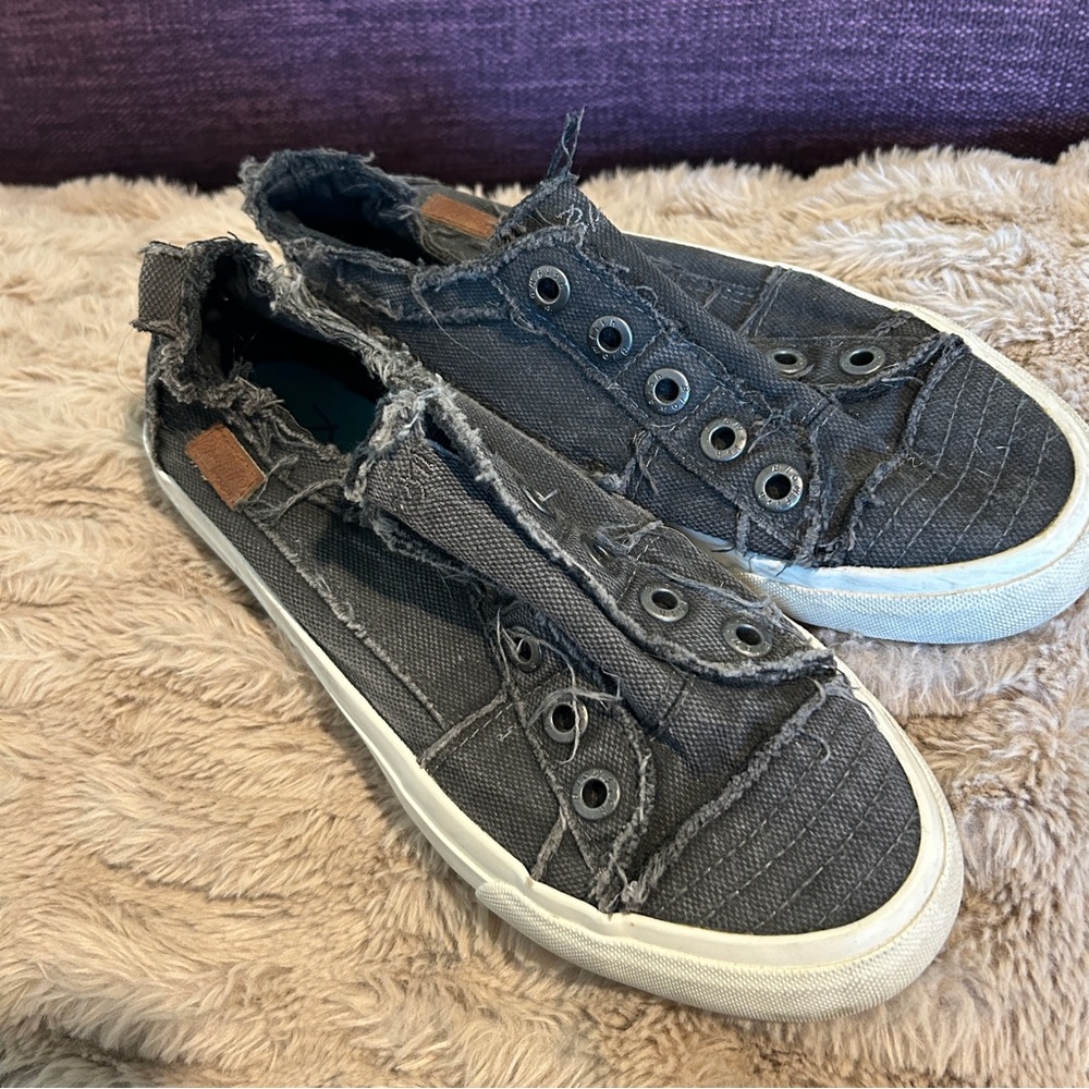 Blowfish Malibu Frayed Sneakers